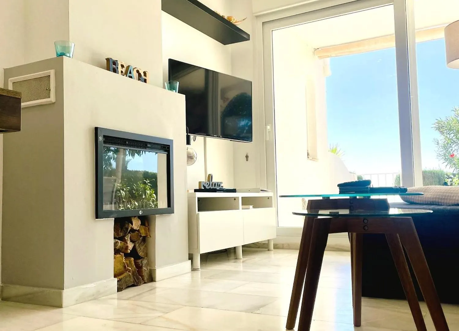 Modern Garden Apartment With A Fantastic Sea View And A Private Garden Sitio de Calahonda