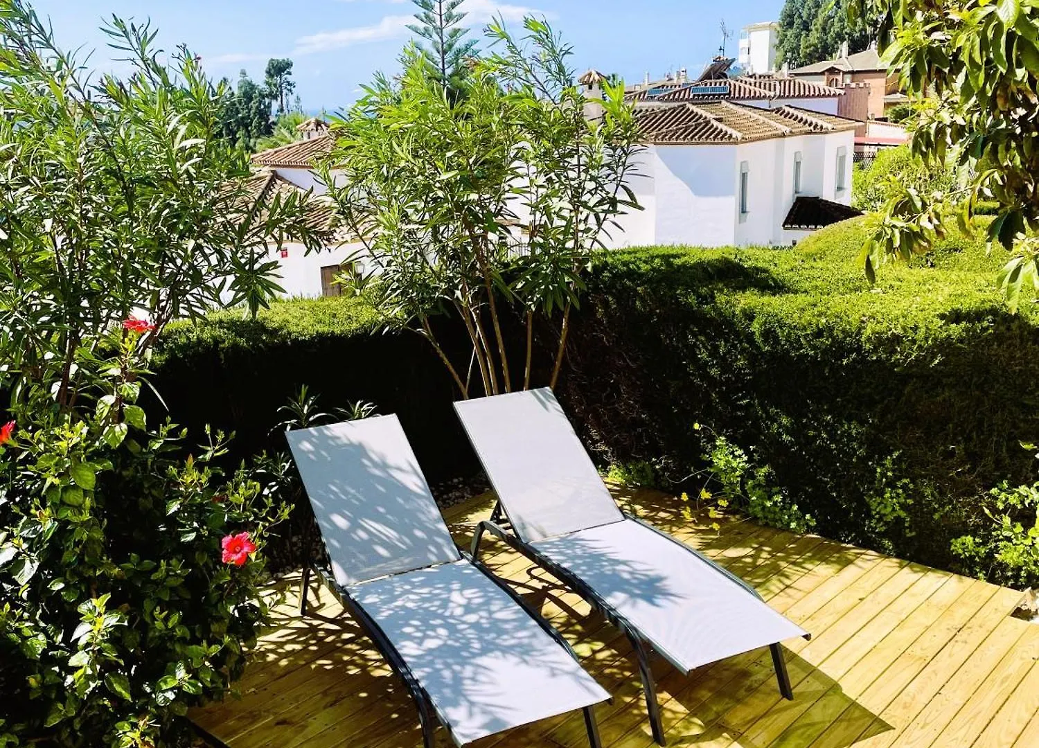 Modern Garden Apartment With A Fantastic Sea View And A Private Garden Sitio de Calahonda